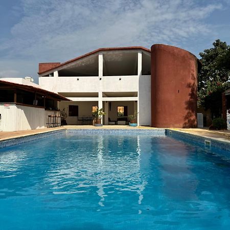 Отель Kayzen House Ngaparou Экстерьер фото